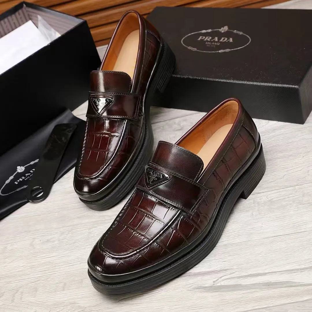 Men's shoes 💰540 💰💰🎩🎩【Prada】Counter 1:1⬆️original reproduction, absolute quality🆗original outsole, high-quality imported rubber, wear-resistant and non-slip, never degummed, upper material: imported first-layer cowhide➕anti-slip foam outsole, official website material, inner material: water-dyed 🐂leather lining, optional! Code number 38-45